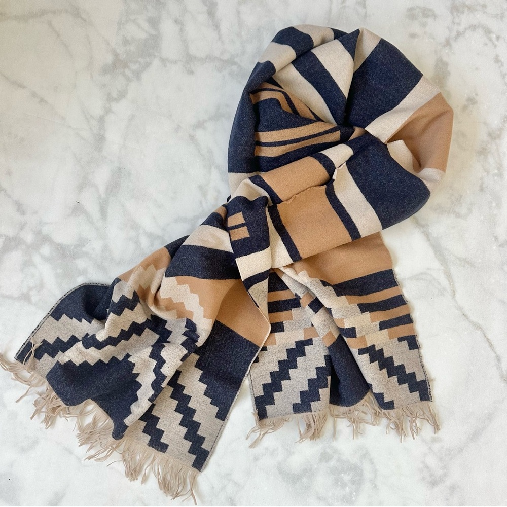 Pendleton Portland Collection Pinyon Pattern Fringe Scarf